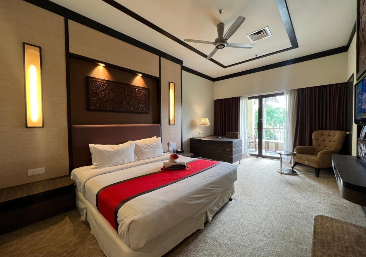 ตันจง ปูเตรี กอล์ฟ รีสอร์ต Hotel ปาเซอร์กูดัง ภายนอก รูปภาพ